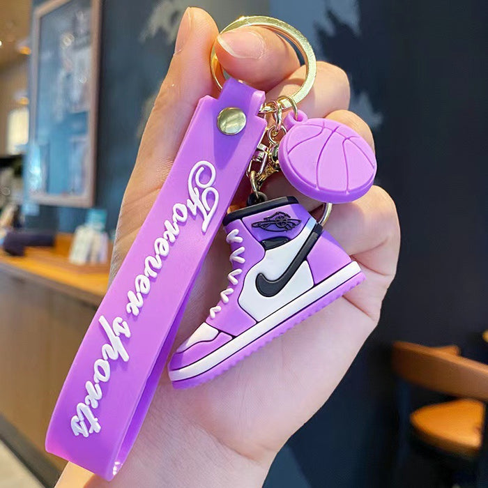 Wholesale Creative simulation model sneaker keychain pendant mini basketball shoe car key chain bag pendant