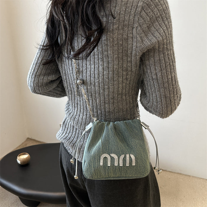 Wholesale Premium and niche canvas bag, chain crossbody bag, fashionable pleated bucket bag