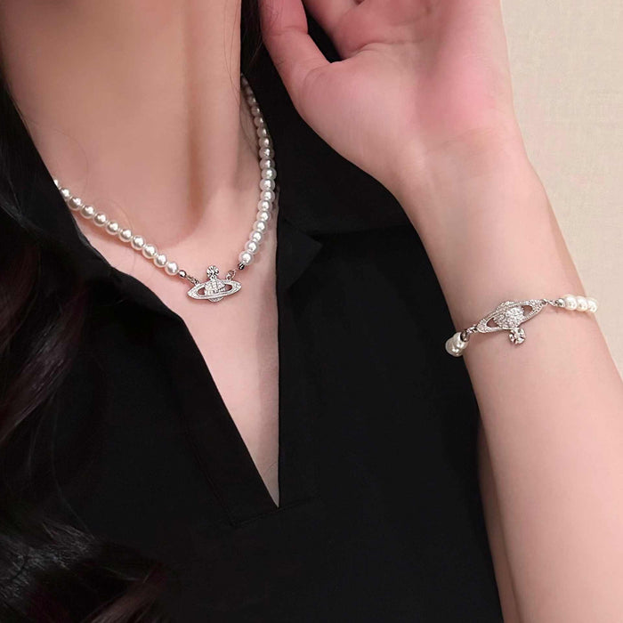Wholesale Pearl necklace, high-end sweater chain, light luxury, fashionable design, collarbone chain
