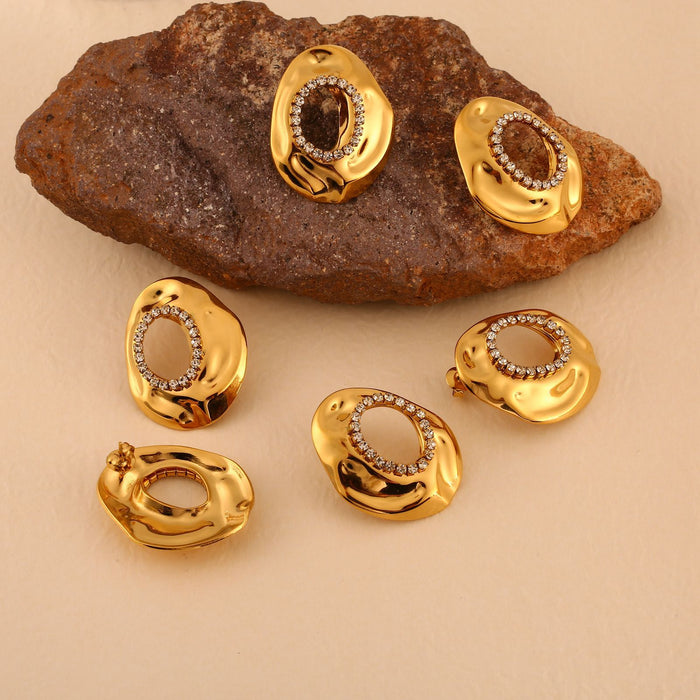 Wholesale Cross border fashion new stainless steel earrings with zircon inlay, personalized temperament, high-end feeling, hollowed out earrings wholesale