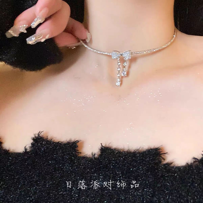 Wholesale Black leather rope collar, collarbone chain, neck strap, niche temperament, neck accessories, neck chain necklace