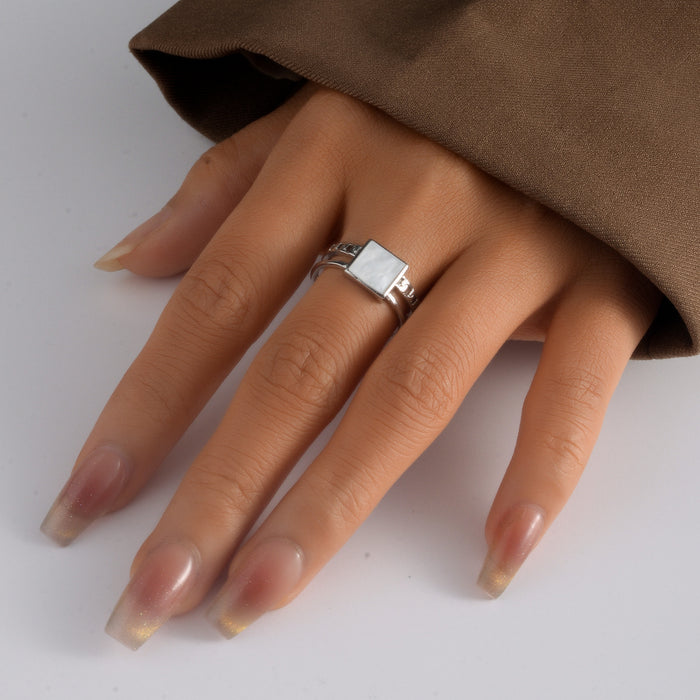 Wholesale Small niche design blocks with adjustable opening ring temperament, light luxury ring accessories