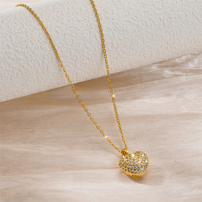 Wholesale Fashionable titanium steel necklace with micro inlaid diamond heart pendant, collarbone chain, simple accessory