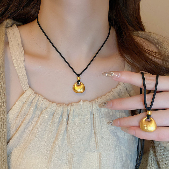 Wholesale Weaving necklaces, pendants, jewelry, accessories