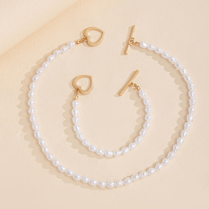 Wholesale Fashionable and versatile irregular shaped pearl necklace bracelet with temperament and design sense, caring heart