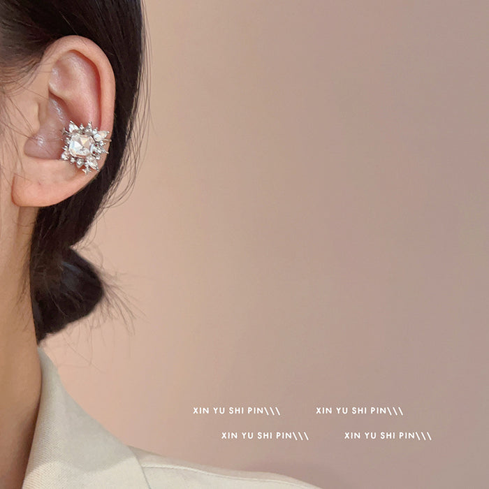 Wholesale Star zircon ear bone clip, light luxury temperament, niche high-end feeling, sweet and fashionable ear hole free earrings, ear accessories