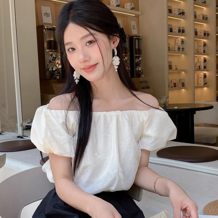 Wholesale White Petal Pearl Earrings Pearl White