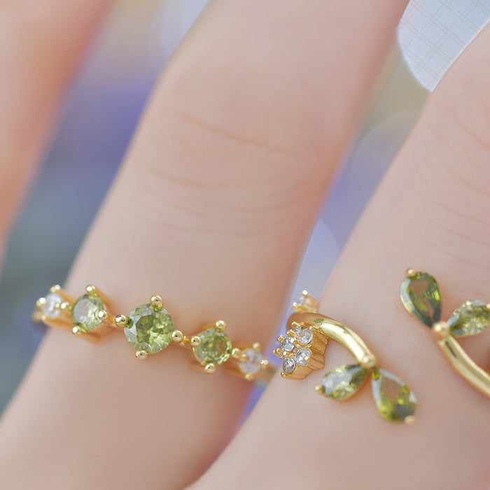 Wholesale Light luxury olive green original water droplet zircon design, versatile and niche daily ring set