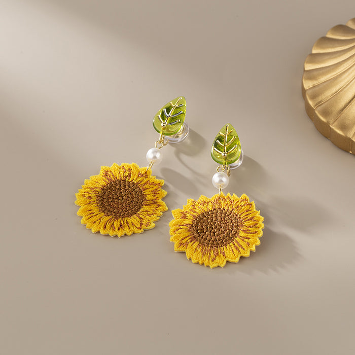 Wholesale Niche fabric earrings with artistic temperament, ear clips without ear holes