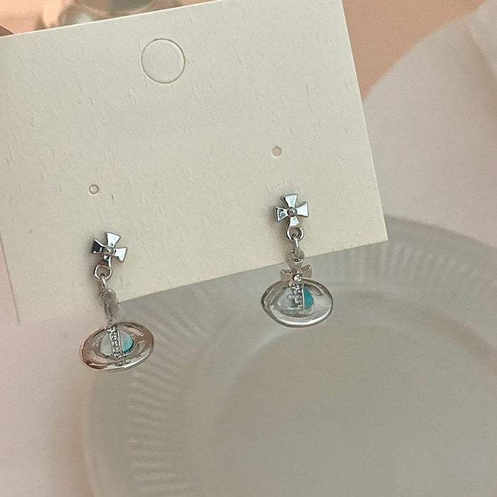 Wholesale Personalized transparent silver needle niche design earrings with a high-end feel