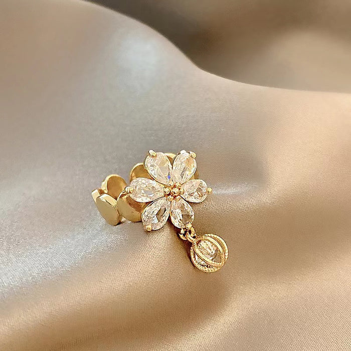 Wholesale Fashionable and personalized flower opening adjustable copper ring