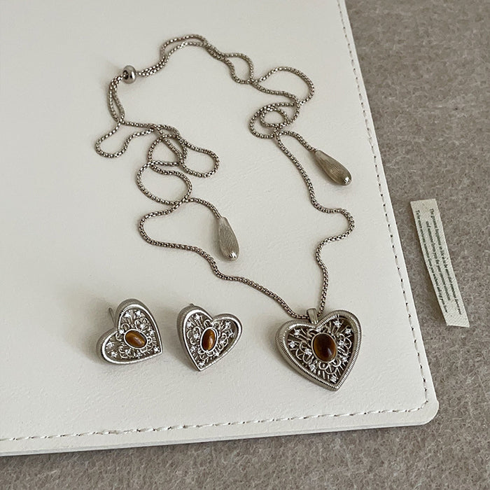 Wholesale Lace Heart Tiger Eye Stone Pull-out Sweater Chain