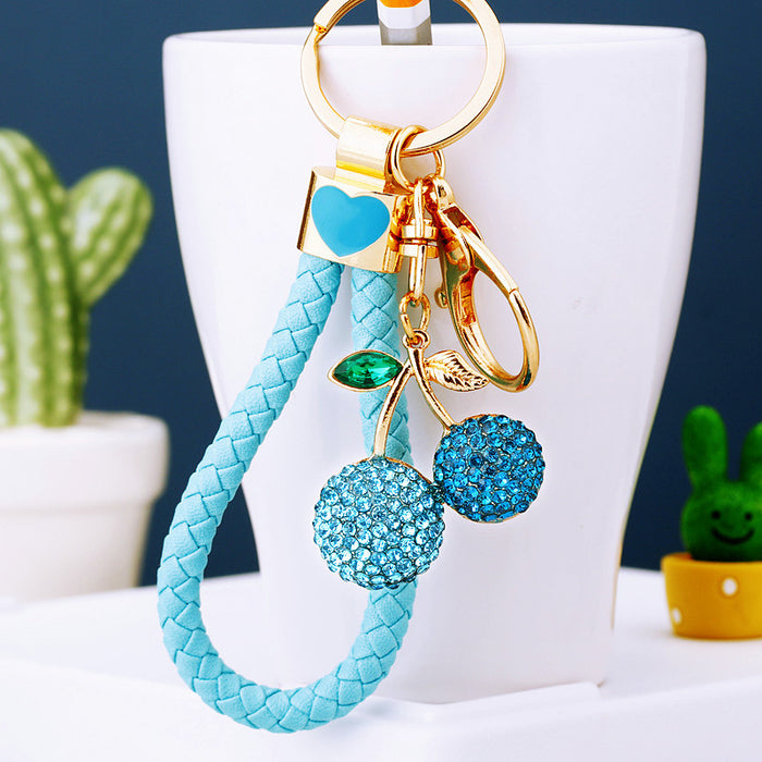 Wholesale Diamond studded car keychain pendant, metal keychain ring, cute and creative