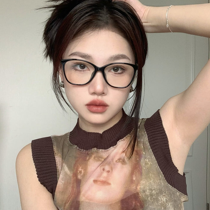 Wholesale Retro cat eye frame can be paired with myopia round face ultra light anti blue light black frame eyes