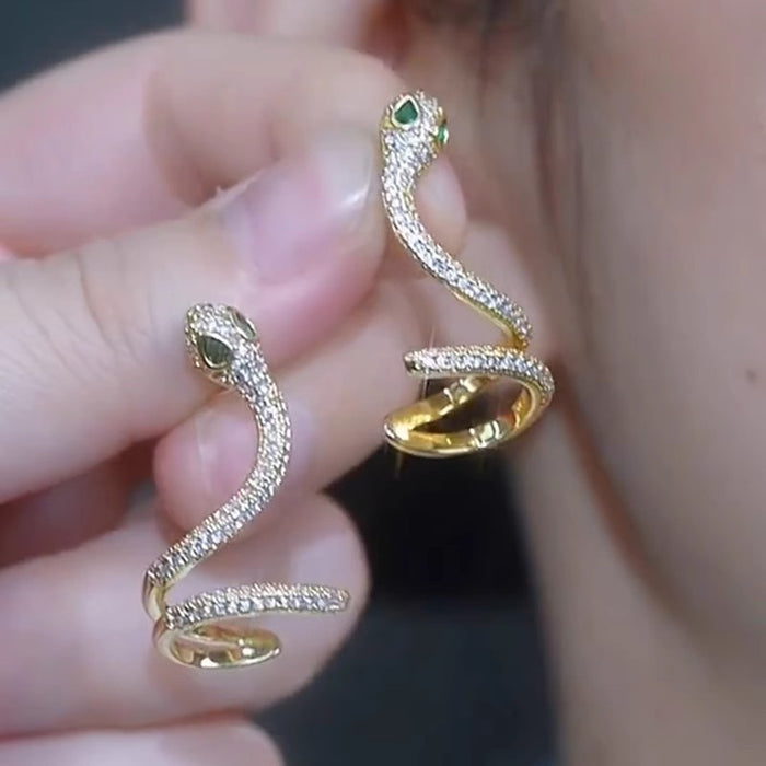 Wholesale Personalized design with micro inlaid snake earrings, fashionable and stylish one-piece ear bone clip earrings