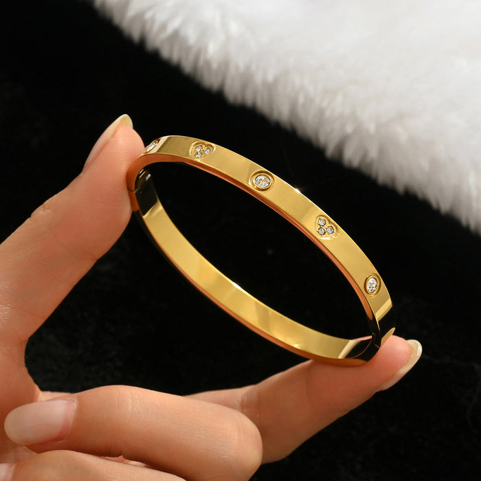 Wholesale Gold Tone Titanium Steel  Bangle Set With Rhinestone Row Trendy Jewelry Accessory For Party Or Everyday Gift