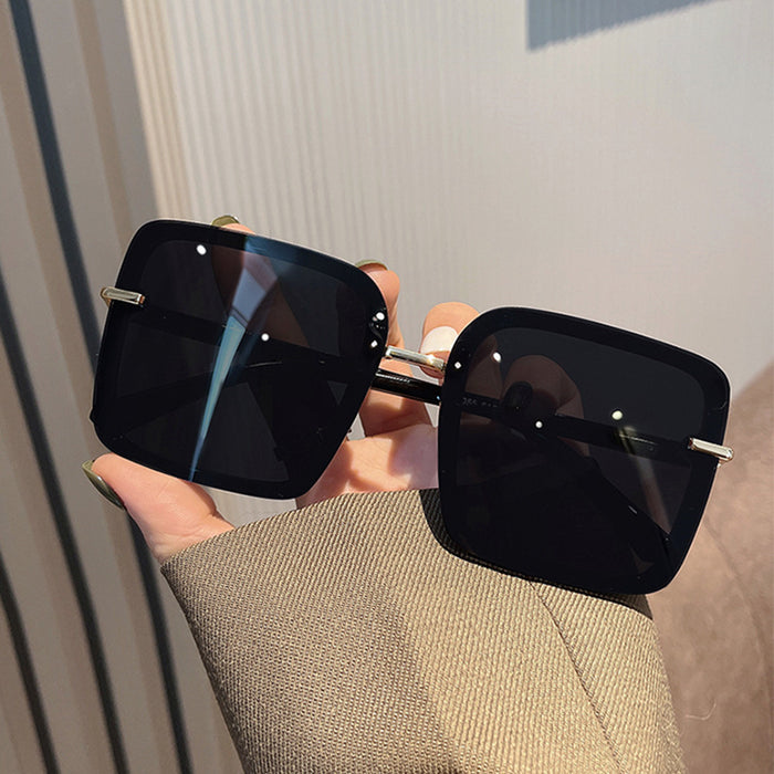 Wholesale Retro large frame square sunglasses for women's fashion street photography sunglasses glasses