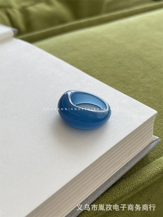 Wholesale Unique retro resin ring with a niche and cool style