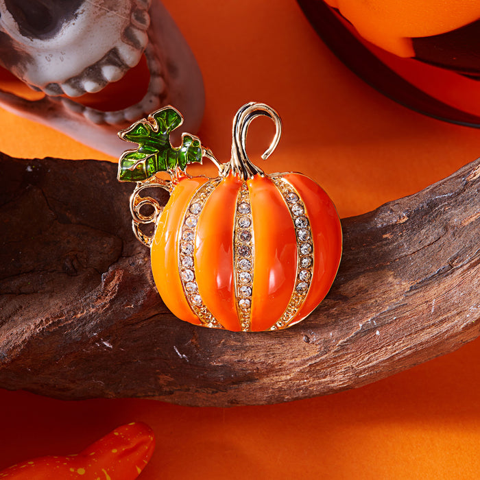 Wholesale  brooch with funny smiling pumpkin,  witch and broom painted in oil