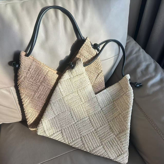 Wholesale Leisure hollowed out single shoulder cotton thread woven bag, new handheld grass woven bag