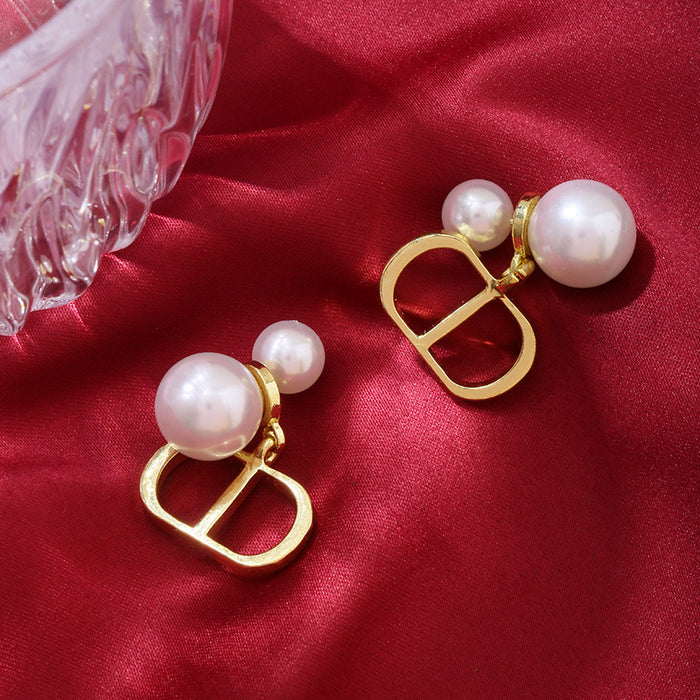 Wholesale Pearl earrings, niche, high-end, light luxury, fashionable, personalized earrings, niche, retro ear accessories