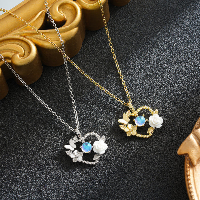 Wholesale Luxury Style Heart-Shaped Flower Necklace