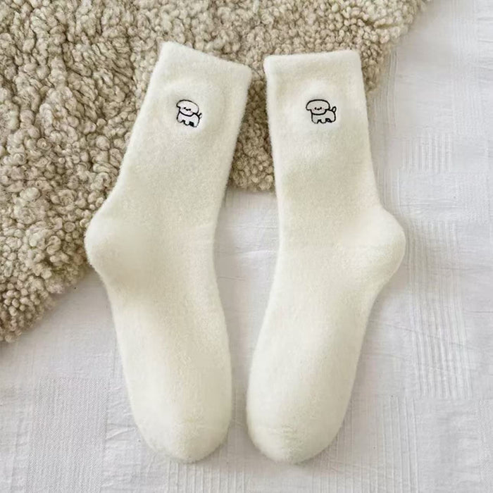 Wholesale Embroidered socks with thick velvet and cute embroidery sleep socks