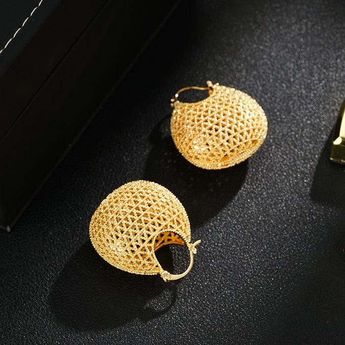 Wholesale  Mesh Hollow Earrings  Retro Hollow Ball Earrings Women's Copper Plated Real Gold  Earrings