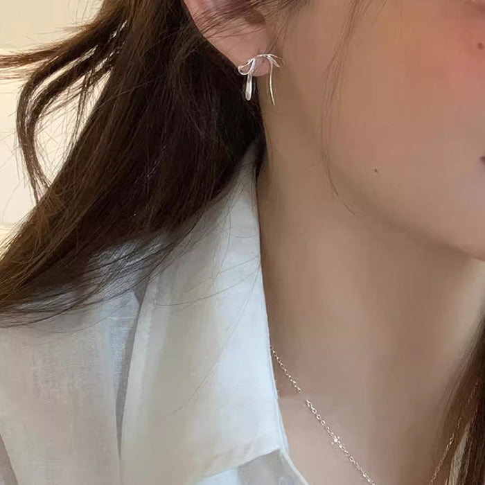 Wholesale Butterfly Knot Silver Ear Nails Versatile Earrings Simple, Exquisite, High End Earrings