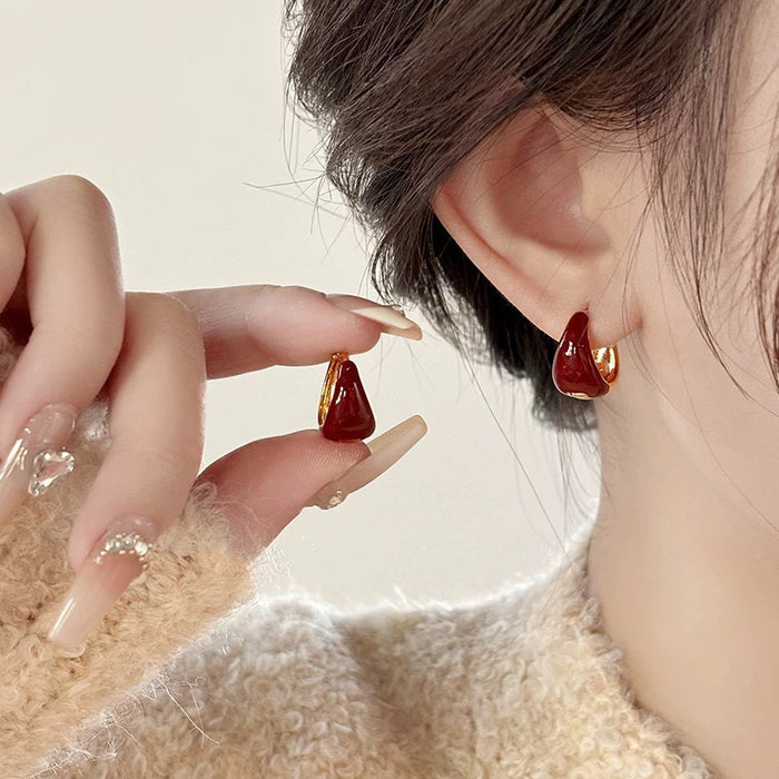 Wholesale Red Ear Buckle Explosions Autumn and Winter Red Earrings New Year wine red Earrings