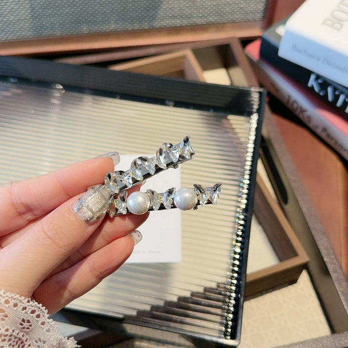 Wholesale Flash Diamond Pearl Butterfly Duckbill Clip