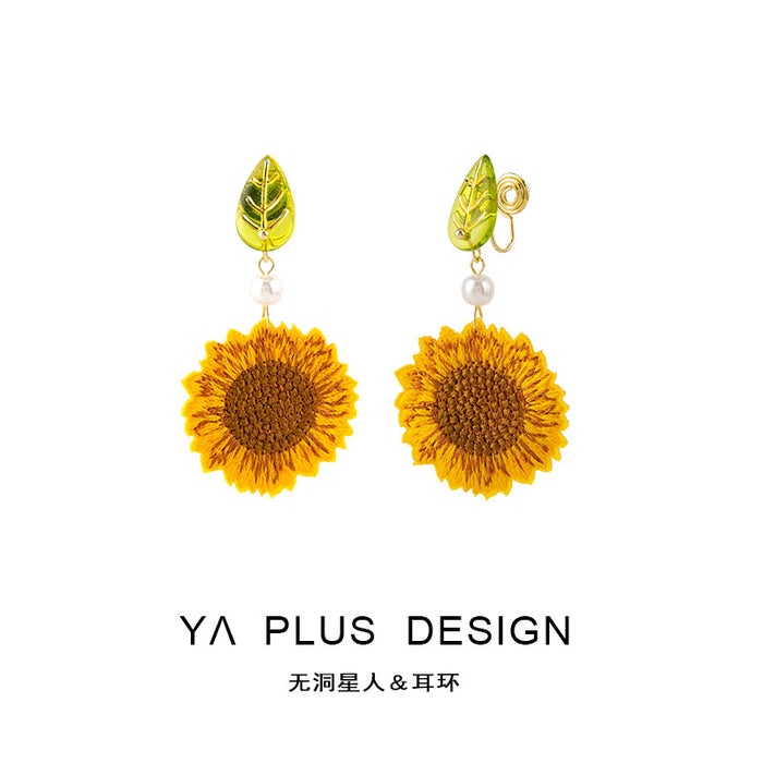 Wholesale Niche fabric earrings with artistic temperament, ear clips without ear holes