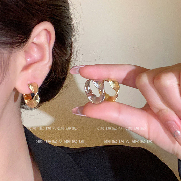 Wholesale New spiral retro style earrings with fashionable temperament, versatile and niche design, earrings and ear accessories