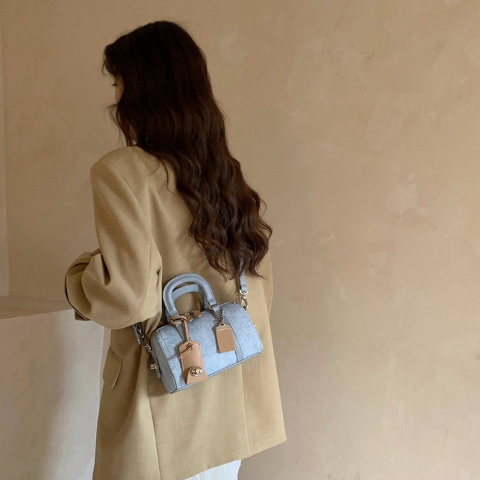 Wholesale Fashionable Retro Design Pillow Bag Versatile