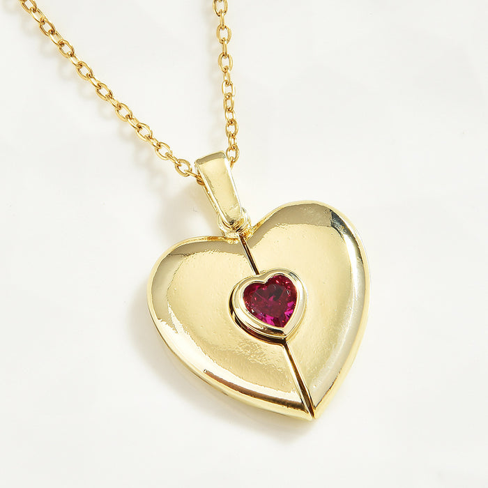 Wholesale Openable heart-shaped gemstone necklaces