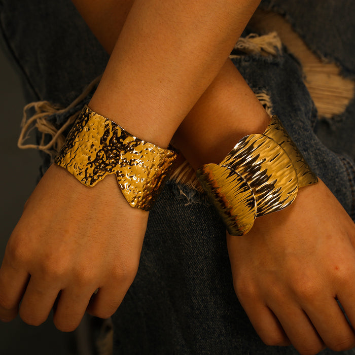 Wholesale Exaggerated New Product Irregular Wide Open Bracelet Stainless Steel Minimally Personalized Fashion Handpiece Wholesale