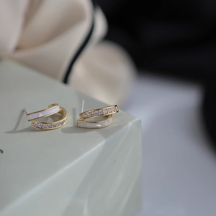 Wholesale Silver needle earrings with simple temperament, niche personality earrings