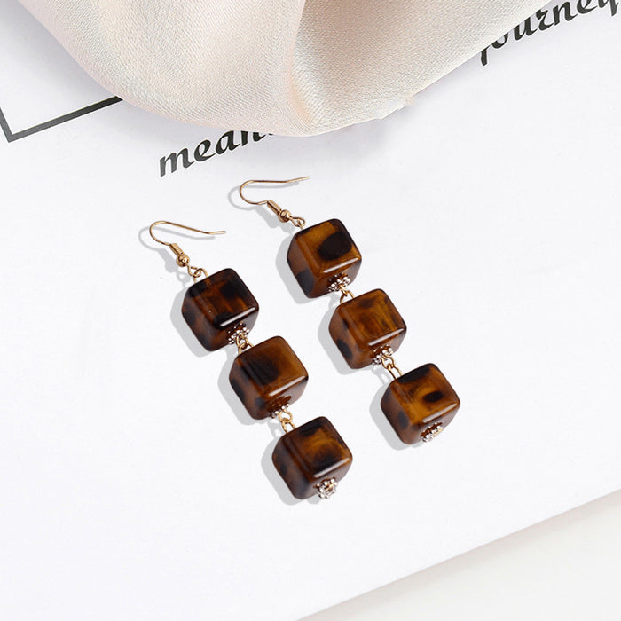 Wholesale Amber Gradient Earrings Hong Kong Style Heart Three-Dimensional Geometric