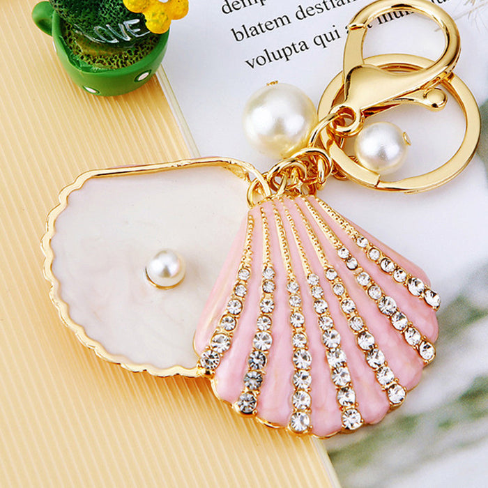 Wholesale Diamond studded pearl shell car keychain pendant, metal keychain ring, alloy accessory