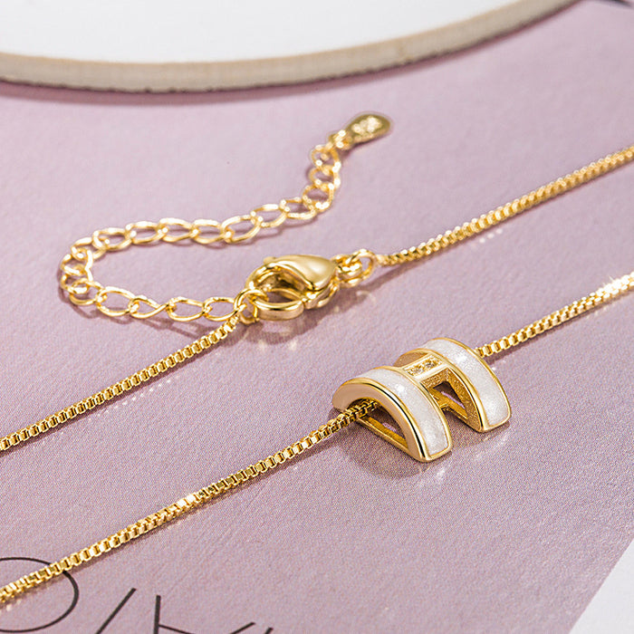 Wholesale Letter imitation shell necklace collarbone chain
