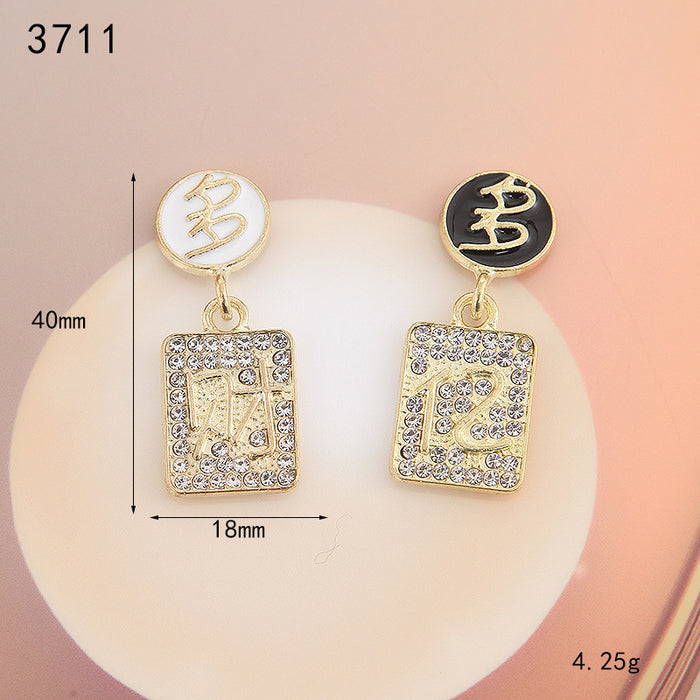 Wholesale Alloy Accessories Pearl Tassel Love Pendant Accessories