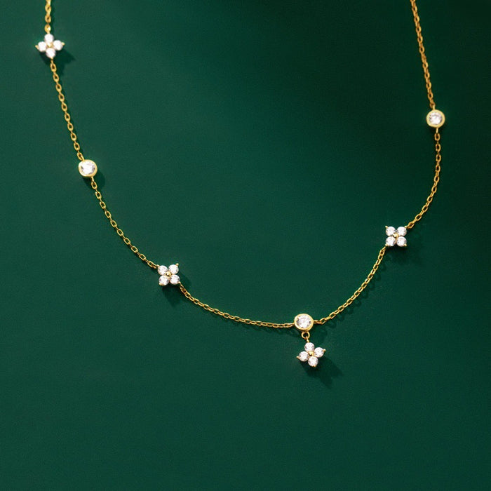 Wholesale Zircon Clover Necklace for Women, Light Luxury, Cold and Stylish, Su Collarbone Chain