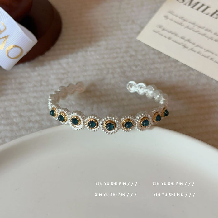 Wholesale Vintage open mouth bracelet with a light luxury temperament, niche ring