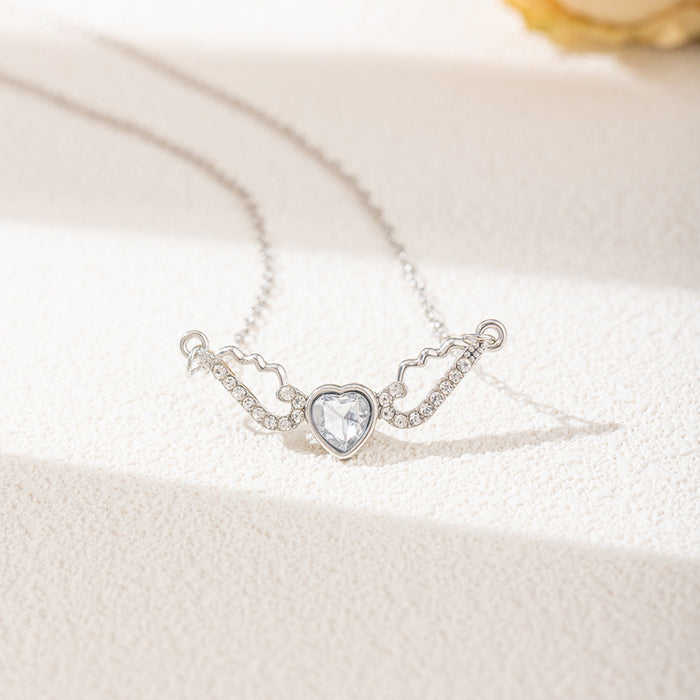 Wholesale New Fashion Jewelry with Diamond Wings Pendant, Versatile Love Necklace, Alloy Sweater Chain