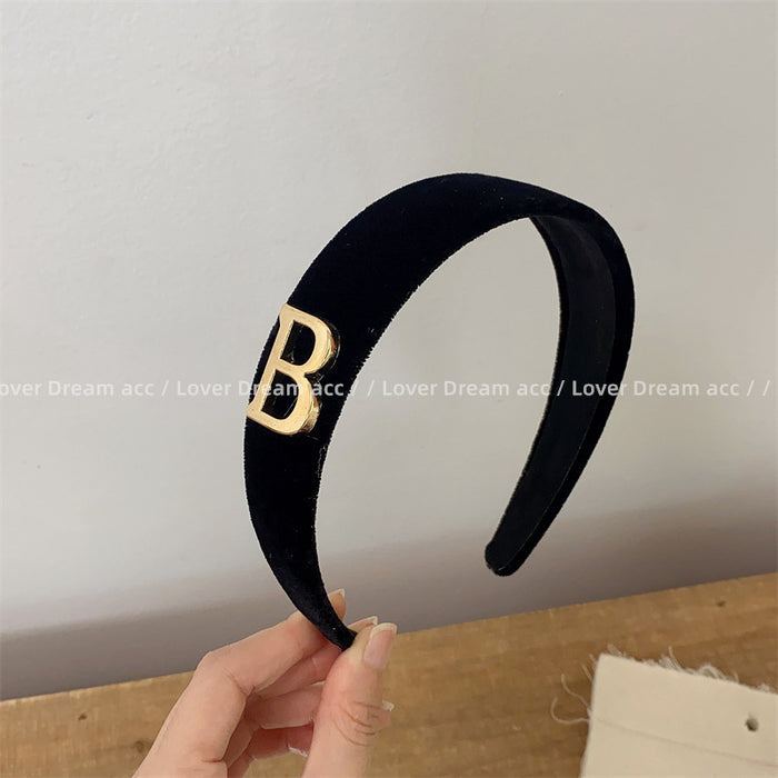 Wholesale Metallic letter hair clip, fashionable bangs, headband accessories, hair accessories