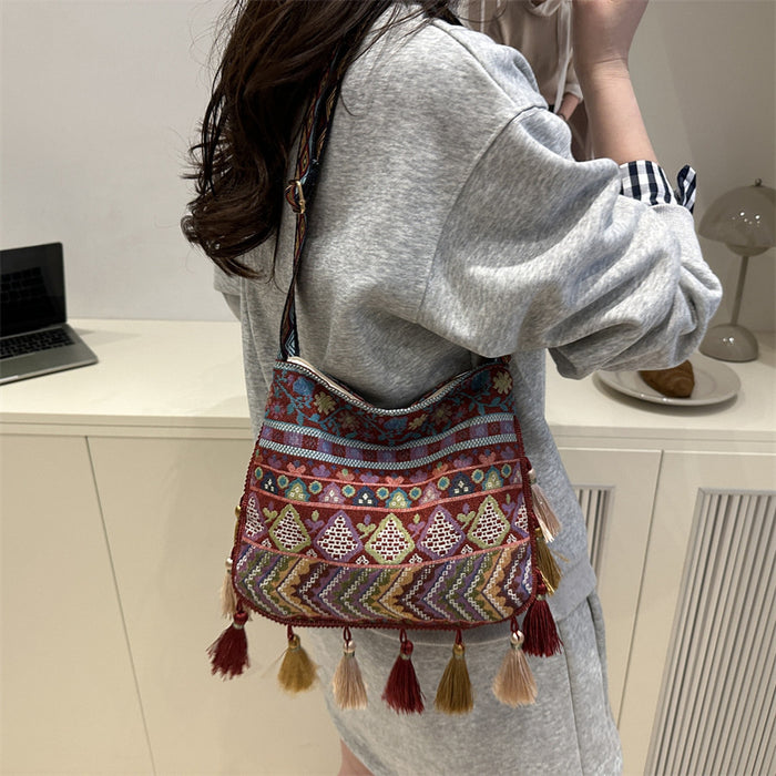 Wholesale Bohemian Tassel Cloth Shoulder Bag - Trendy Street Style for Casual Use
