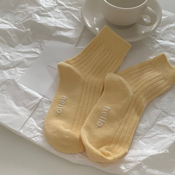 Wholesale Cute mid length socks, colorful base socks, versatile socks