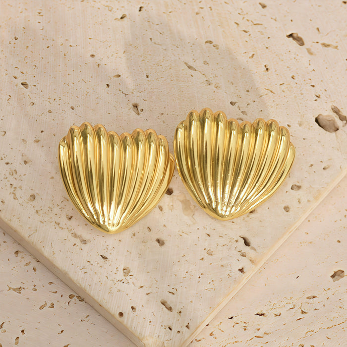 Wholesale Gold Heart Series Earrings Jewelry