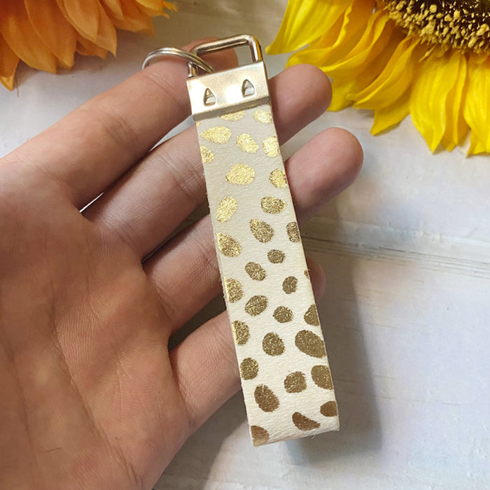 Wholesale Vintage Cow Leopard Print Leather Keychain Trendy Bag Charm