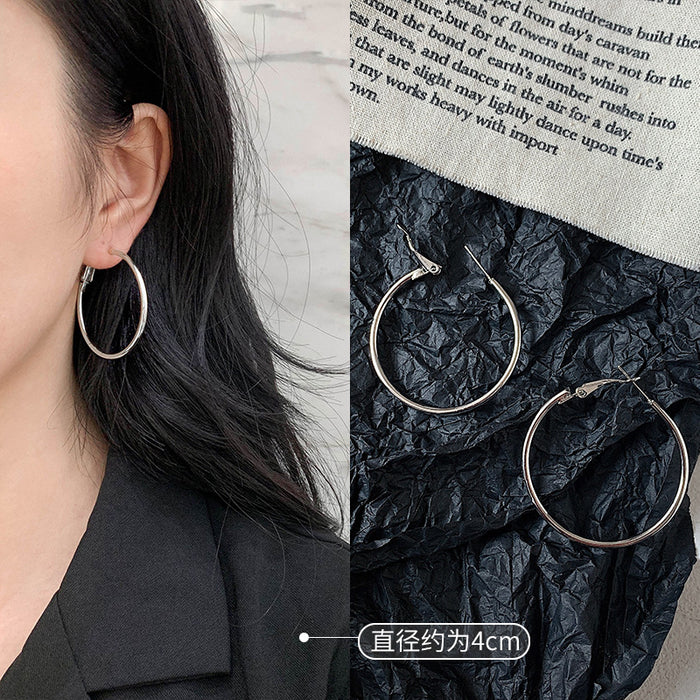 Wholesale Pure silver earrings with large circles, plain circles, and high-end feel. Round circle earrings
